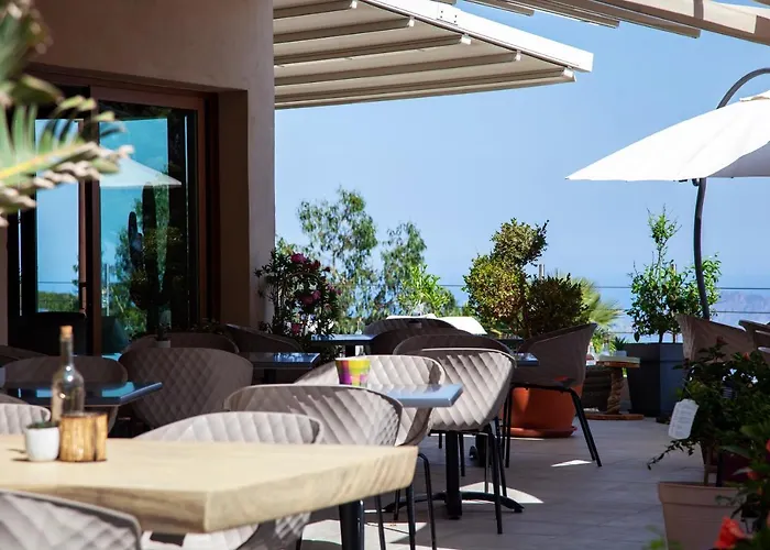 Hotel Scandola